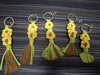 Flower keychain macrame