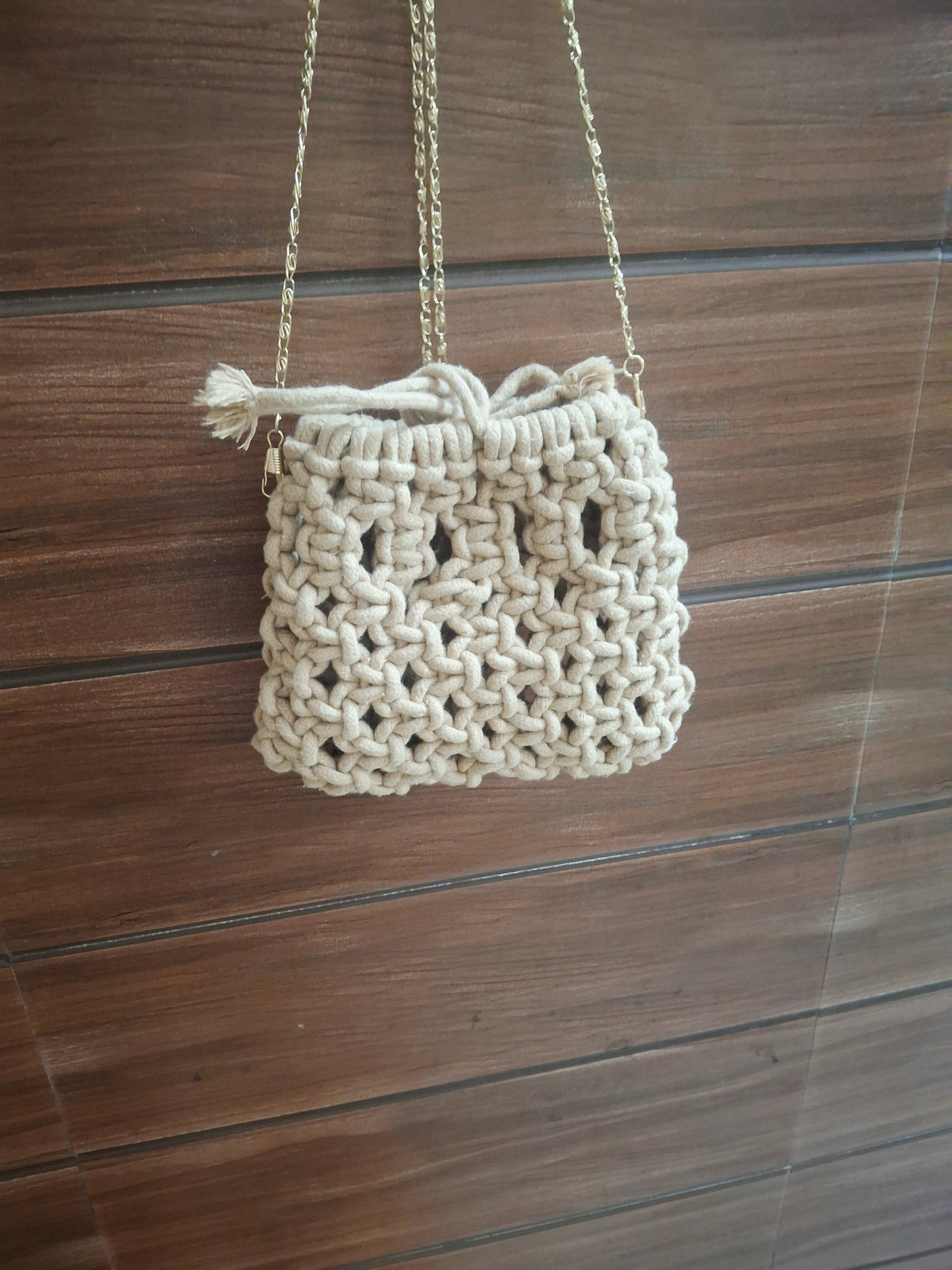 Macrame handbag/sling bag