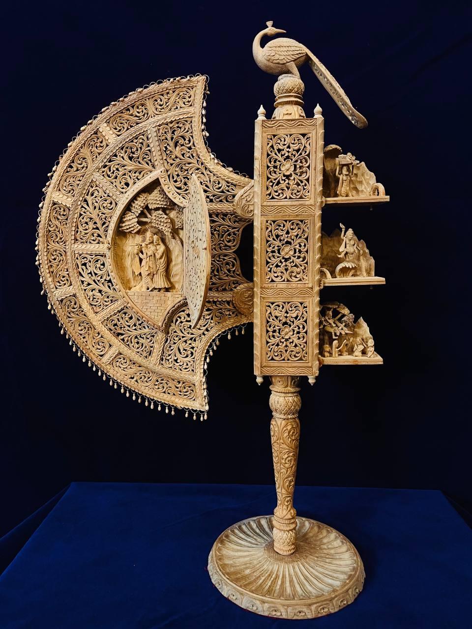 Sandalwood Krishna Pankhi - Hunar Hatti