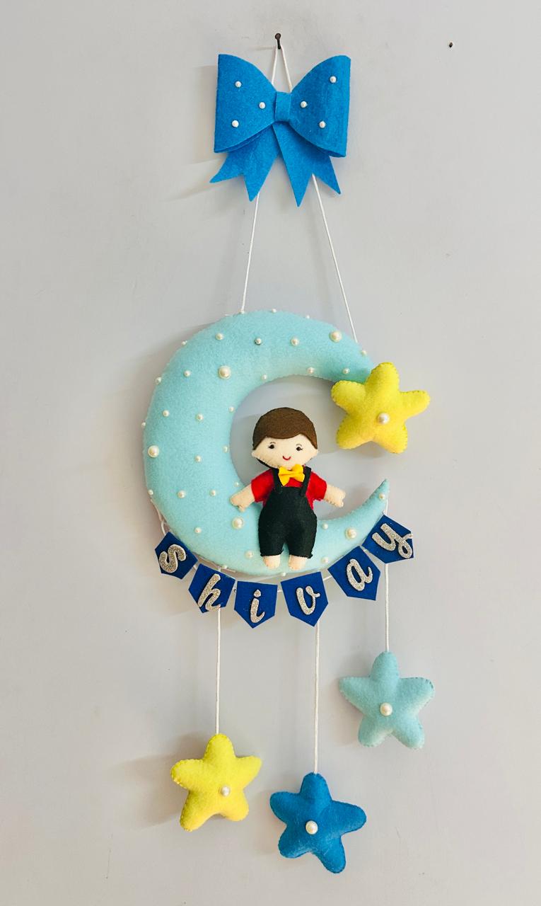 Kids hanging -Girl/Boy on Moon