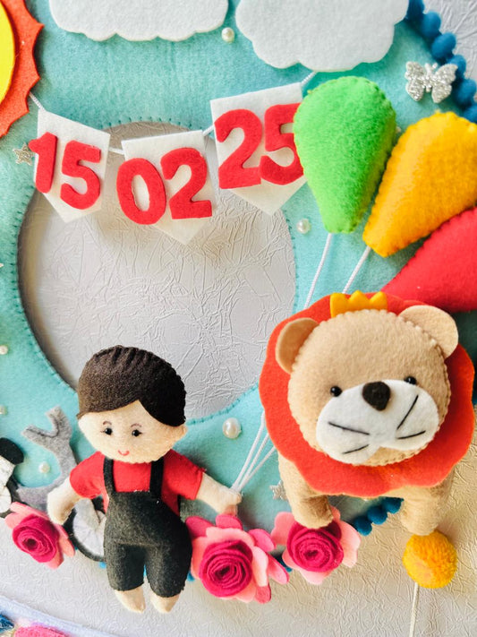 Kids hanging -Viaan Boy hanging (10' size)