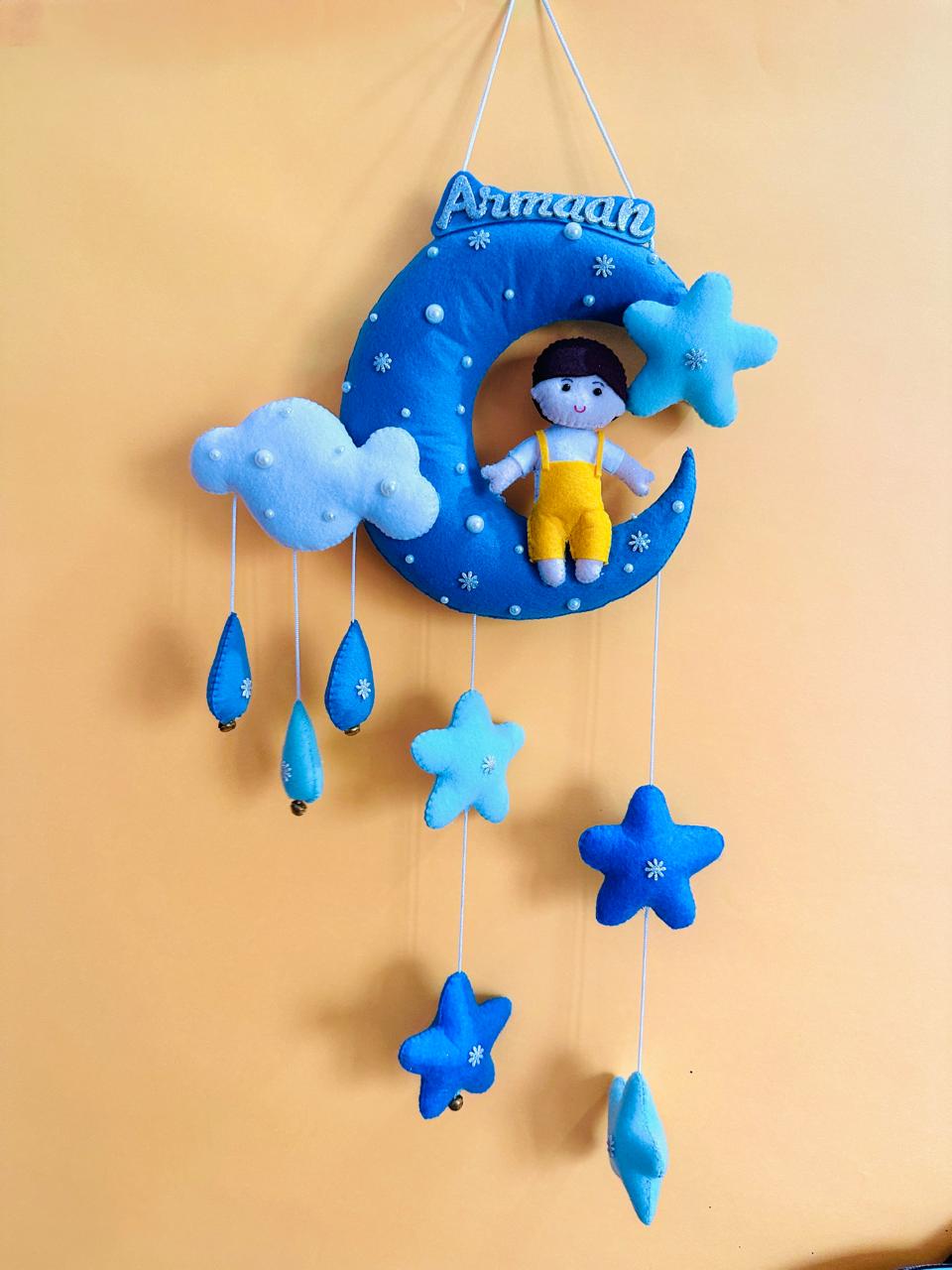 Kids hanging -Boy/Girl on Moon (BLUE)
