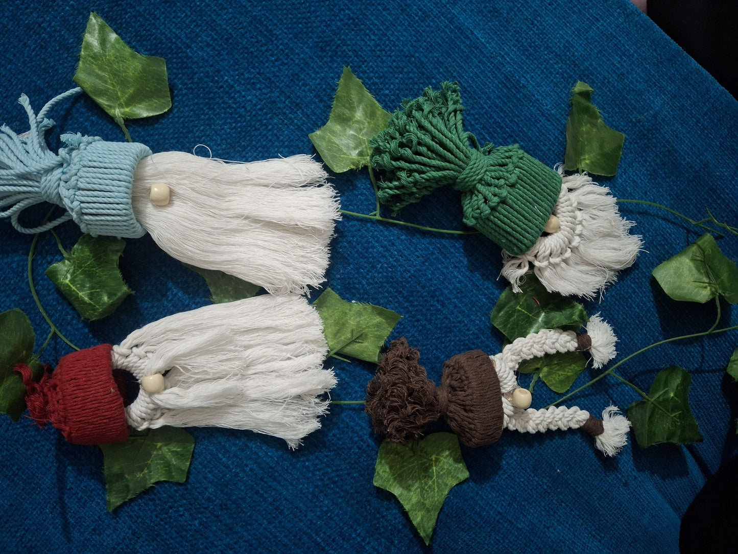 Macrame christmas gnomes - Hunar Hatti