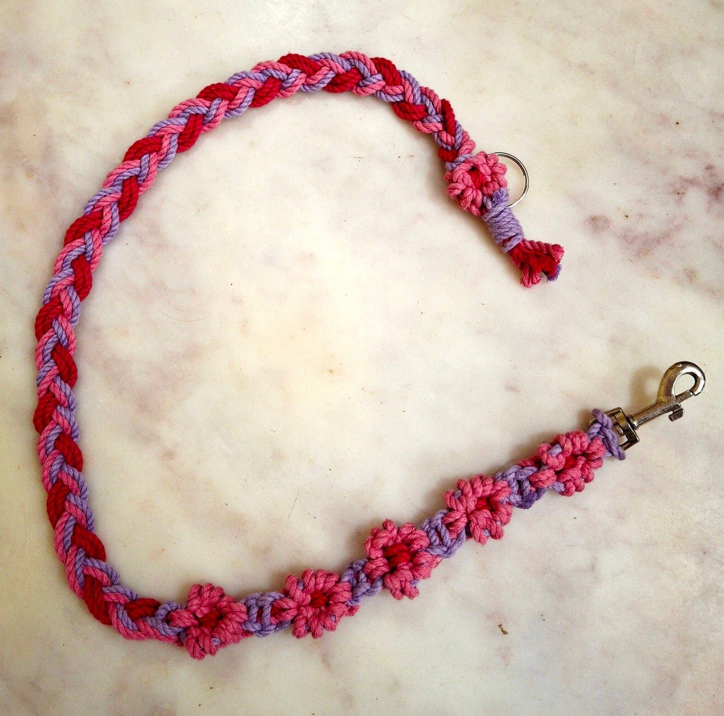 macrame-phone lanyard