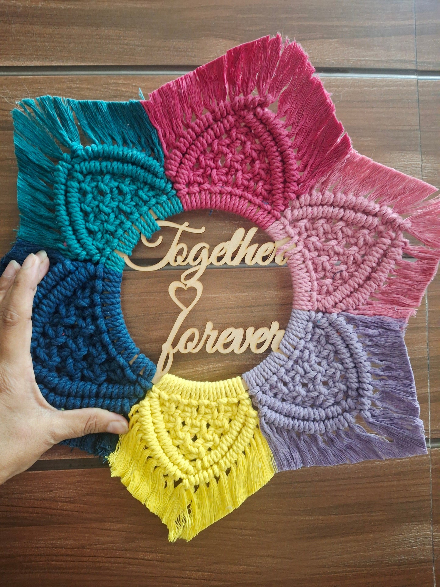 Macrame wall hanging with theme