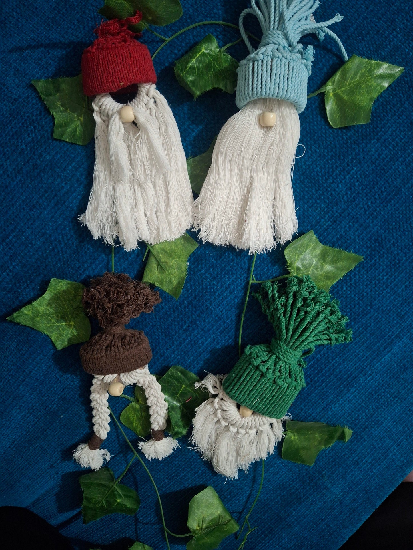 Macrame christmas gnomes - Hunar Hatti