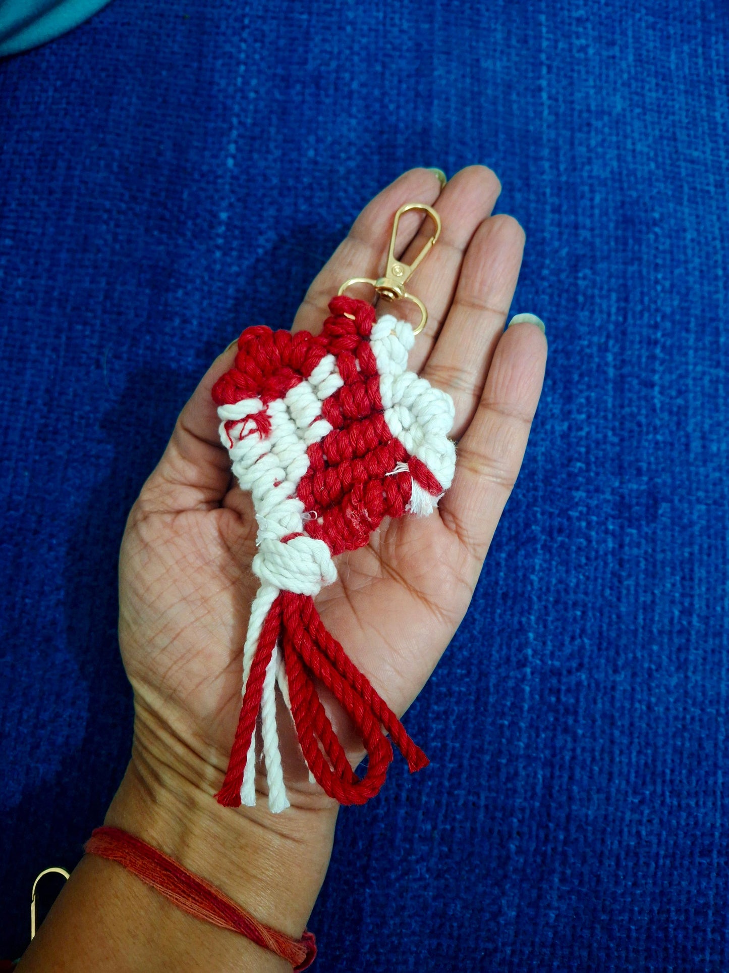 Heart keychain macrame