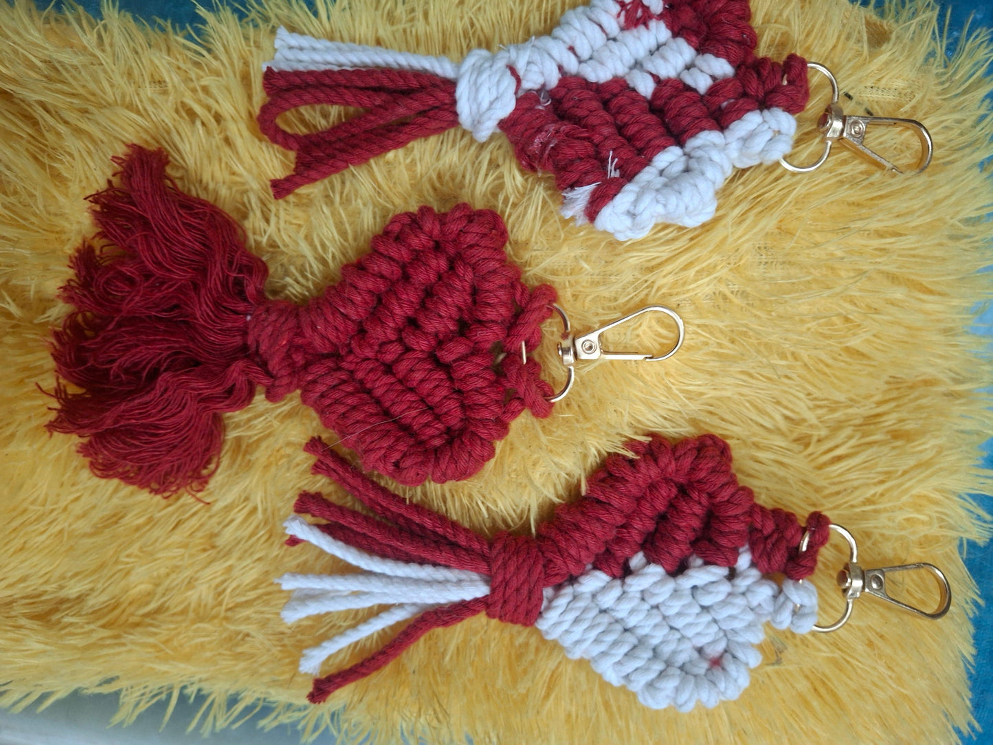Heart keychain macrame
