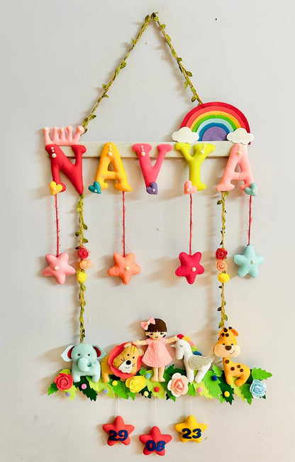 Kids hanging -Jungle Swing (Girl)