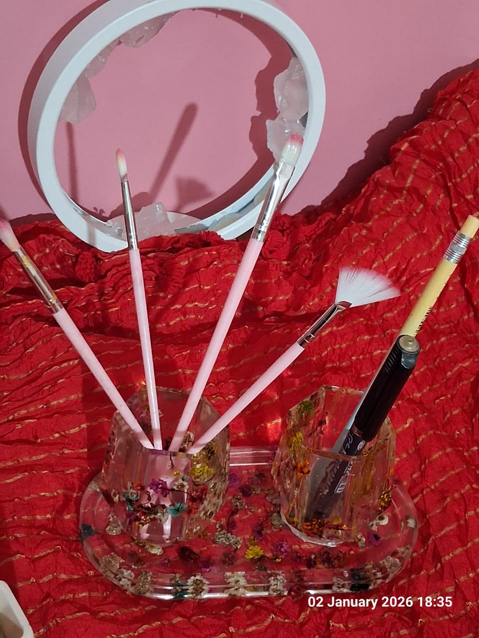 Set of 2 Pen Stands with Trinklet Tray