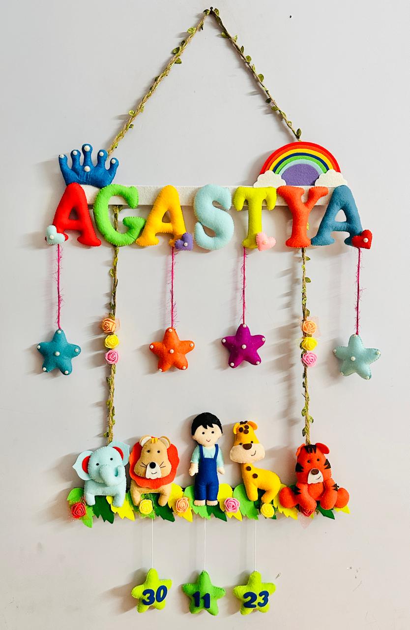 Kids hanging -Jungle Swing (Boy)