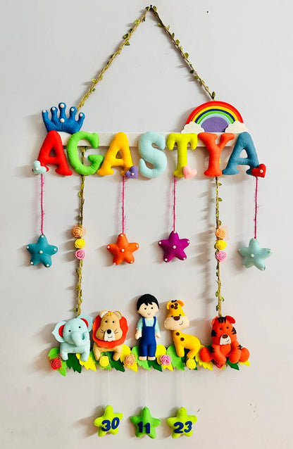 Kids hanging -Jungle Swing (Boy)