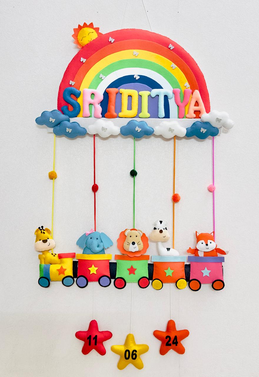 Kids hanging -Animal Train (Single Name)