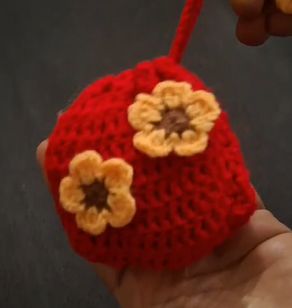 Crochet earpods/ bag charms