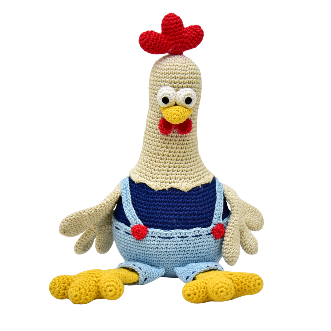 Happy Threads | Meet Dorris the Rooster – A Bundle of Joy in Feathers & Yarn!
