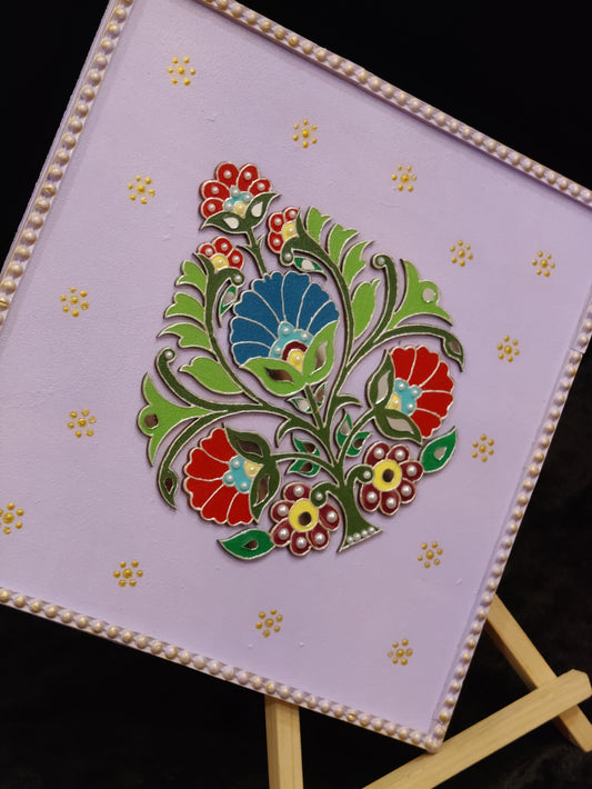 Handmade wall decor art piece - Hunar Hatti