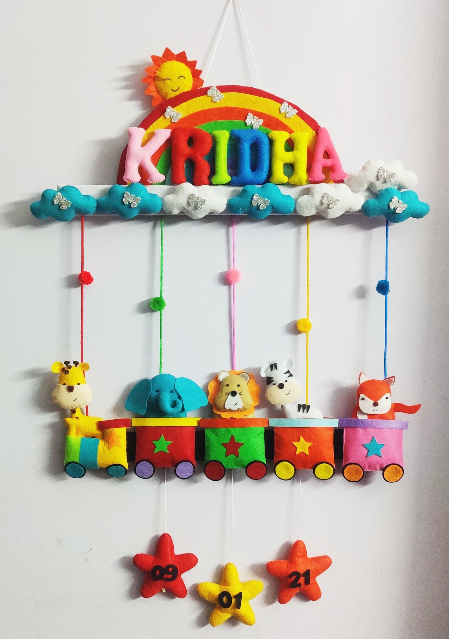 Kids hanging -Animal Train (Single Name)
