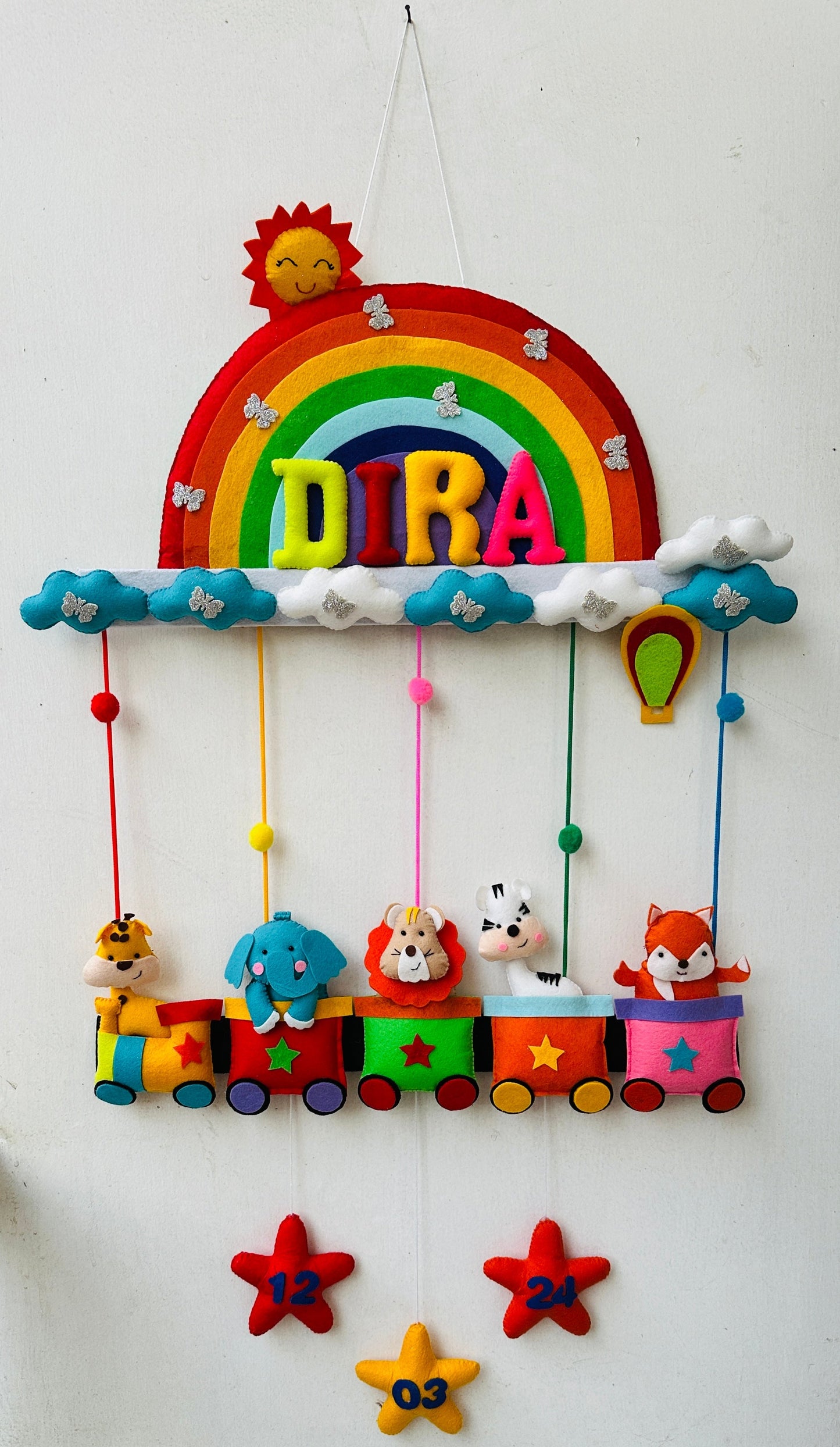 Kids hanging -Animal Train (Single Name)