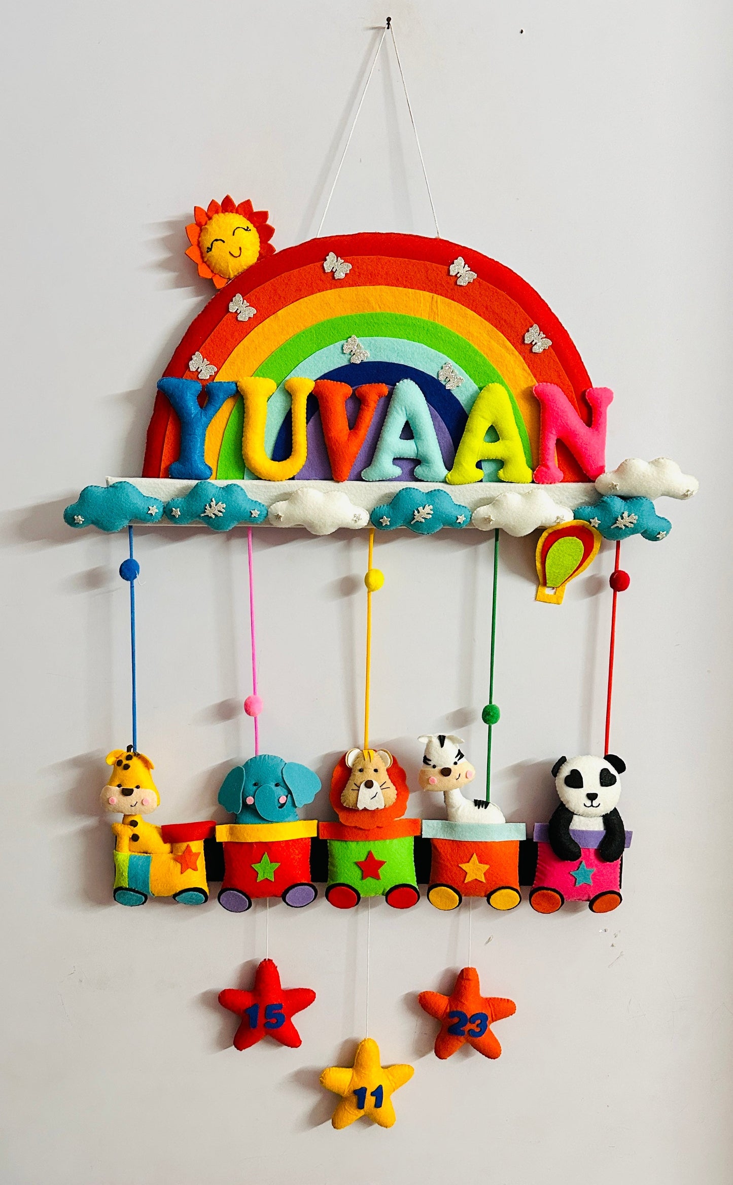 Kids hanging -Animal Train (Single Name)