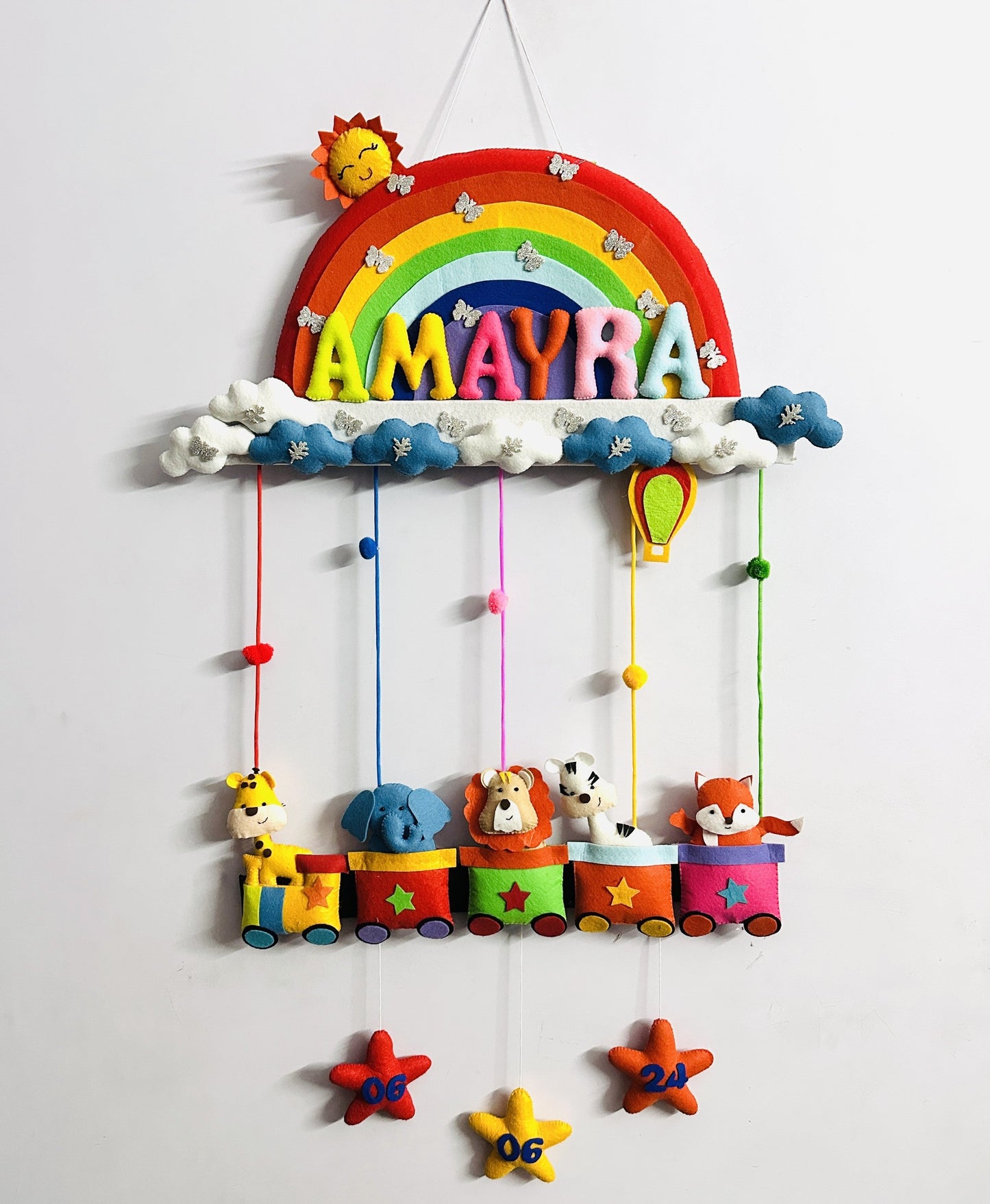 Kids hanging -Animal Train (Single Name)