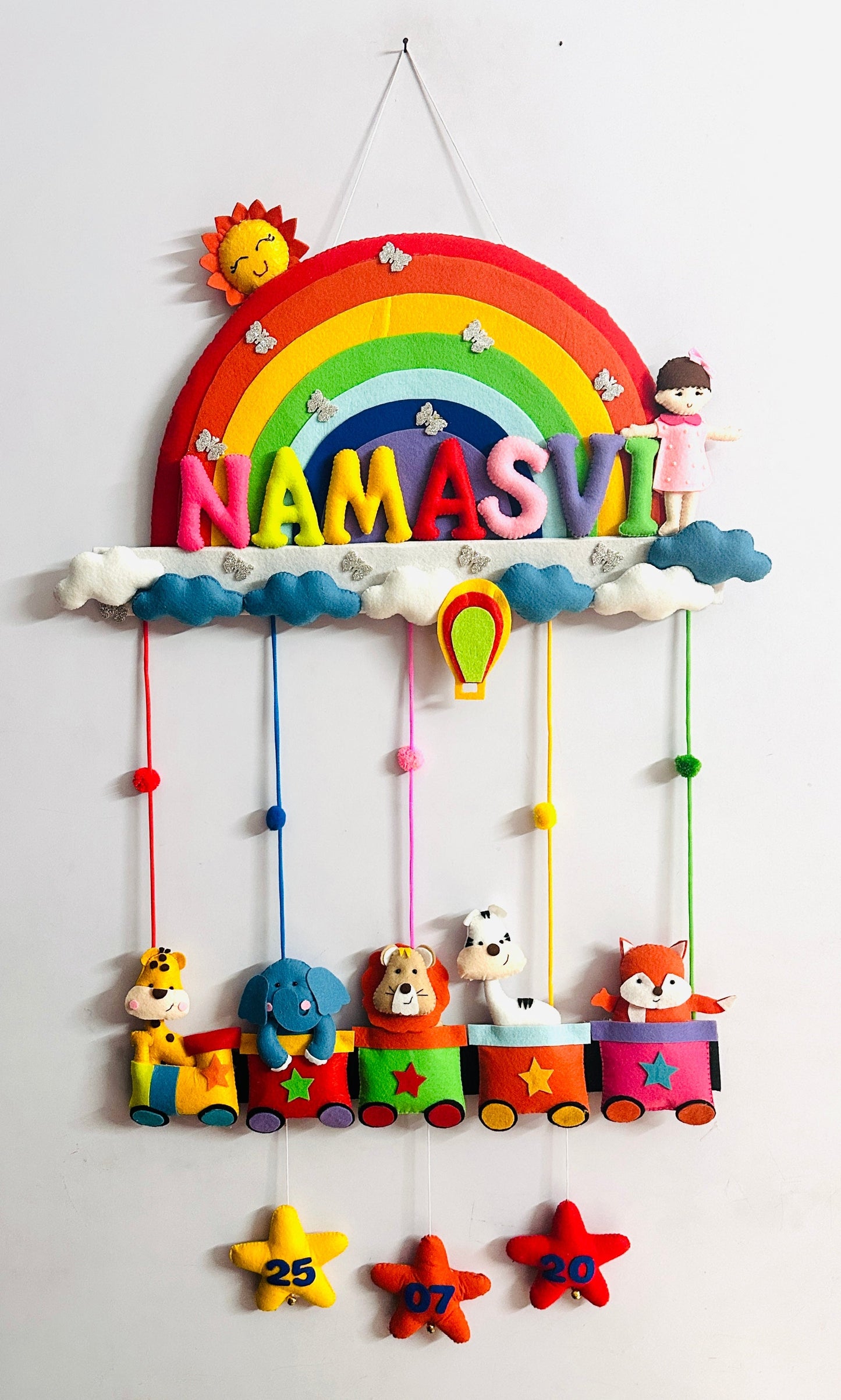 Kids hanging -Animal Train (Single Name)