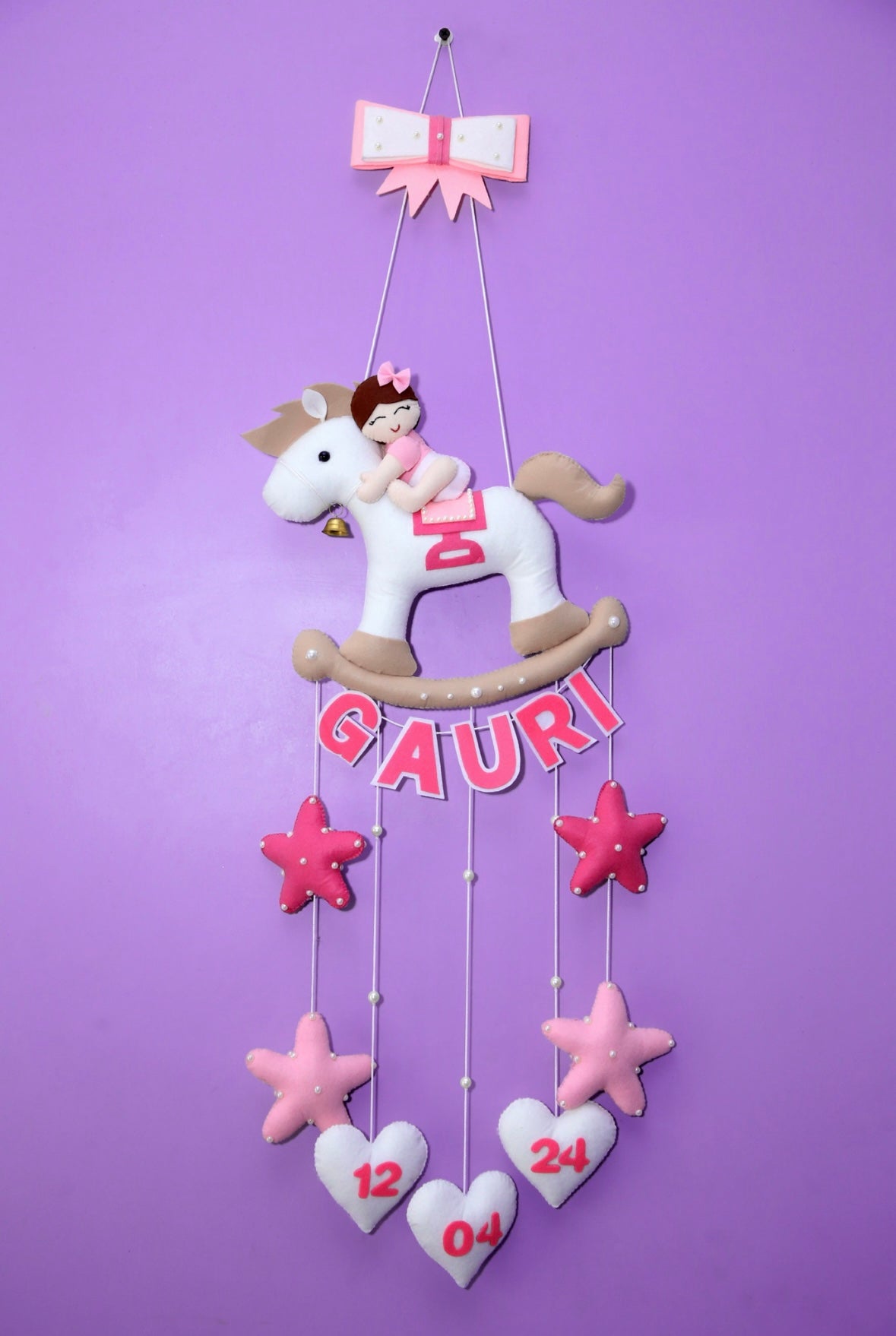 Kids hanging -Baby Girl on horse