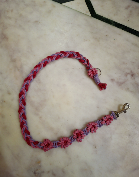 macrame-phone lanyard