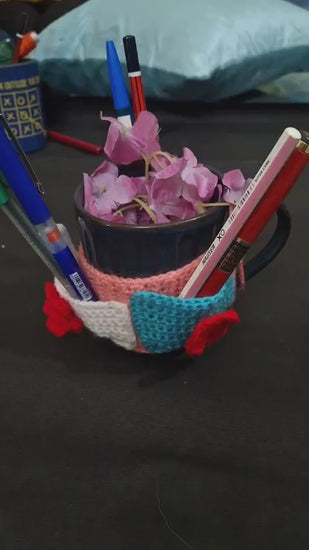 mug cover stationary.mp4