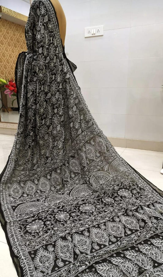 Chikan kari saree